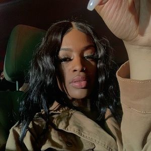 Meet your Posher, Iyanah